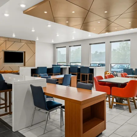 Holiday Inn Express ASHEVILLE - WOODFIN by IHG