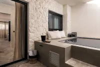 Abella Suites Embonas