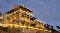Onehouse Resort Lansdowne Hotels near Multi Store