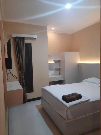 Omah Joglo Bugis Отели в г. Malang Regency