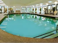 Meadowmere Resort - Pools
