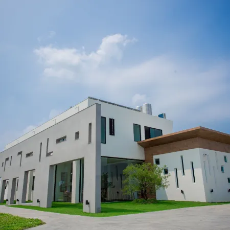 Here Is BnB Отели рядом с достопримечательностью «Solar Exploration Center»