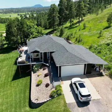 Black Hills Getaway with Hot Tub & Game Room for 18