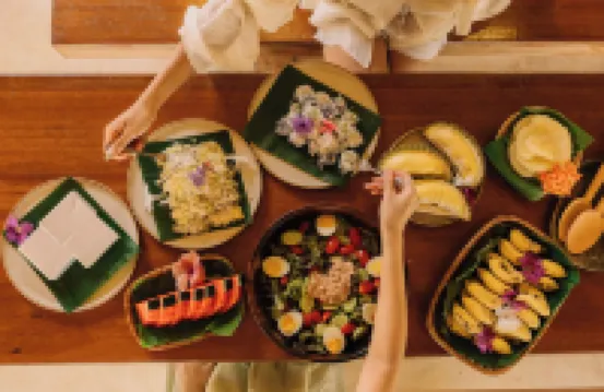 อีโค่อายส์ วิลเลจ