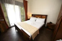 Biyem Hotel Hotels in Buloba