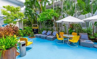 Beachside All Suites Hotel