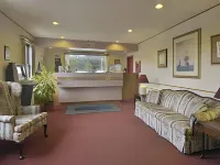 Hilltop Express Inn فنادق في غروتون