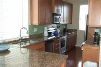 Gorgeous Home July Specials Check it Out, Heated Pool and Spa, Elevator