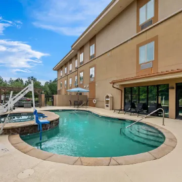 MainStay Suites Lufkin