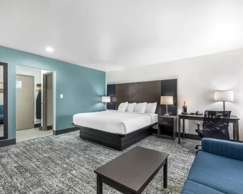 Baymont by Wyndham Champaign Hotels in Champaign