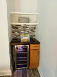 Lovely 2-bedroom apartment minutes from downtown