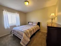 Quiet and comfortable West Omaha home + garage ❤