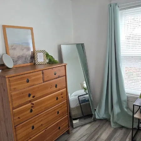 Bright, central location. Walking to all amenities.