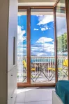 HAPPYROOMS