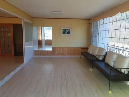 Nonsan Daedunsan Aria Pension