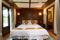 Wanathara Resort Hotels in Wang Thong