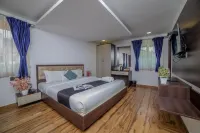 Royal Crown Resorts - Villas