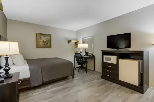 Days Inn by Wyndham Yankton SD