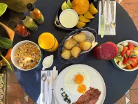 Les Lezards B&B Hotels near Centenary Park