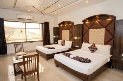 Hotel Grand Sarowar and Shakuntal Lawns