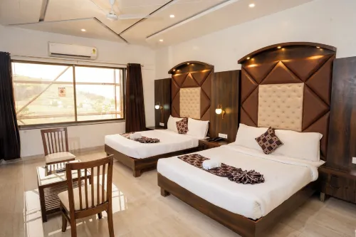 Hotel Grand Sarowar and Shakuntal Lawns Hotels in Deogiri Valley