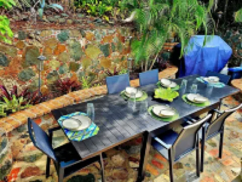 Villa L'Agave - Your Tropical Rendezvous Paradise