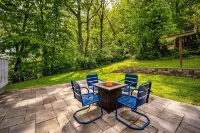 Cozy Cottage in the Heart of Hyde Park 1 Bedroom Home by RedAwning Hotels in Cincinnati