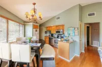 Tree House on Lake Travis #15 Hotels in Lakeway