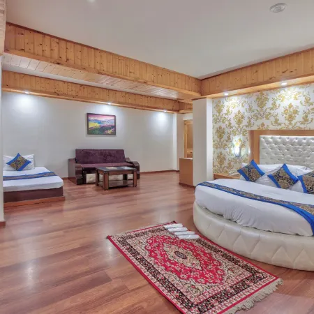 Grand Krisa Resort & Spa