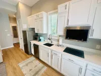 Downtown Park Circle Loft