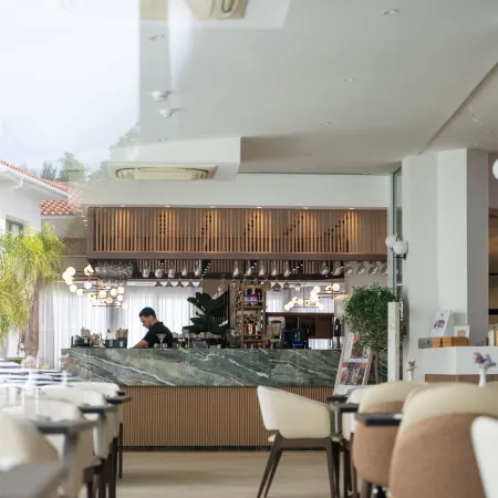 King Jason Paphos - Designed for Adults by Louis Hotels