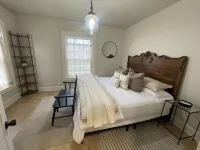 Beautiful Downtown 3bd apartment close to all the good stuff! Hôtels à : Comte de Gratiot