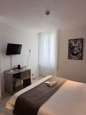 Brit Hotel Confort Nevers Centre Gare