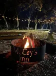 McCoy's Inn - Motels