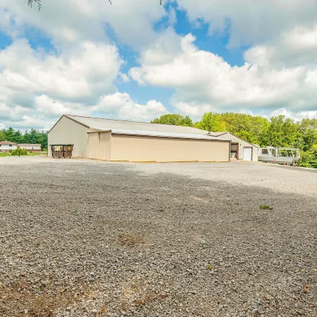 Murphysboro Retreat w/ Deck Near Kinkaid Lake!