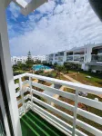 Melrose Beach - Cosy apartment with sea view فنادق في دار بوعزة
