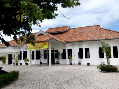 BOS Hotel Sungailiat Hotel dekat Pantai matras
