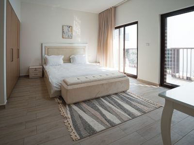 Luxury 3-bedroom villa in Fujairah with resort amenities