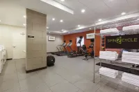 克利奇站希爾頓惠庭套房飯店 - 健身房
