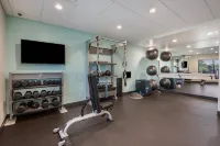 Tru by Hilton Warsaw 위노나 레이크 호텔