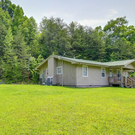 Huntsville Vacation Rental w/ Fire Pit