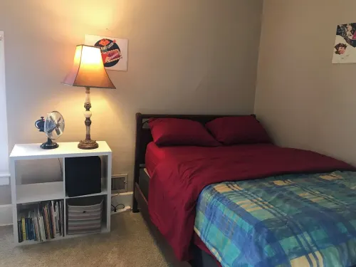 Charming 3-bedroom Victorian house with AC and WiFi in Vermillion Hotels in Clay County