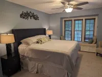 Cottage Beneath the Branches in Wachesaw-golf/pool/beach