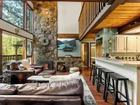 Riverfront Cabin, Covered Hot Tub, King Beds, Dual Shower, Pets - Fox Haven