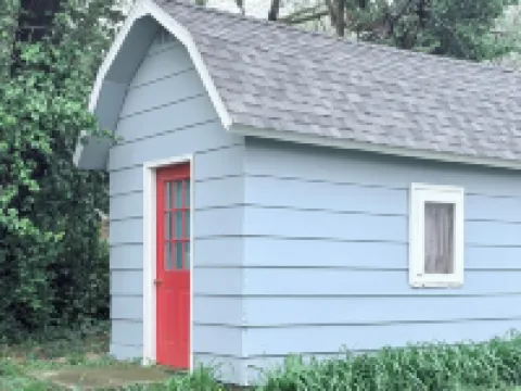 Charming 3-bedroom house near downtown Marshfield 馬什菲爾德酒店