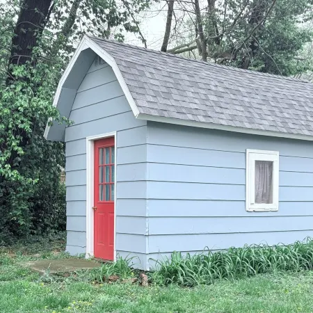 Charming 3-bedroom house near downtown Marshfield