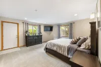 Big beautiful house with lots of room and amazing mountain and ocean views!!!