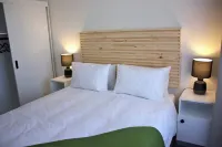Camden Stay - Fantastic 2-bedroom apartment with WiFi in Cape Town Hotels near Commonground Cafe