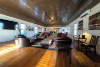 Heart of Lake George – Fireworks on  Back Deck, Parking, Walk to Everything