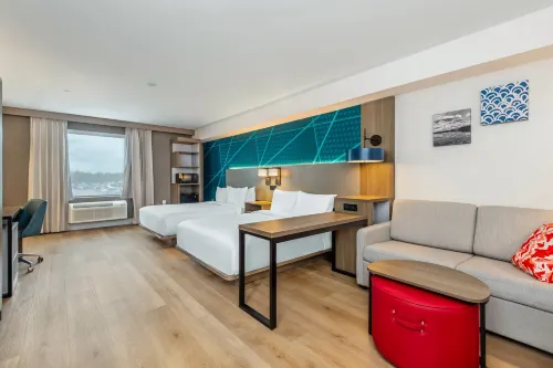 Comfort Inn & Suites Hotels in Cochrane